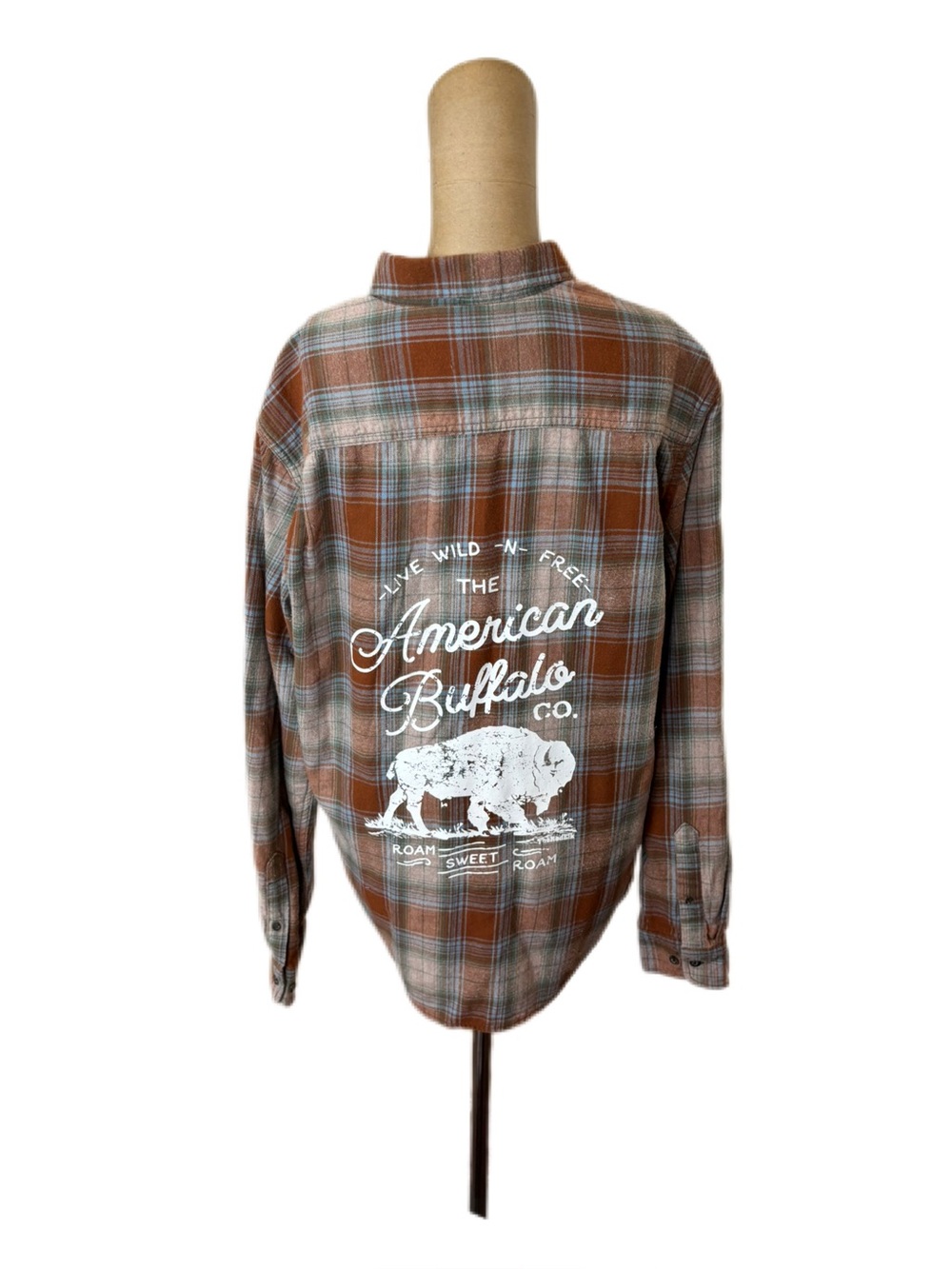 Upcycled Flannel Live Wild n Free The American Buffalo Co Women’s Size Med/Large